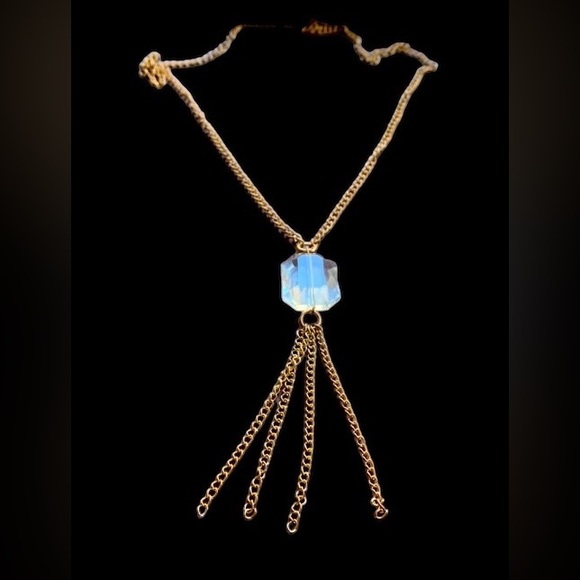 Jewelry - Clear Imitation Quartz Stone Tassel Fashion Costume Necklace Jewelry